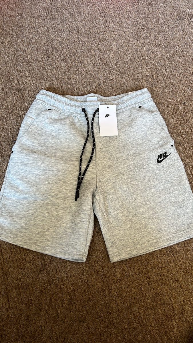 Nike Tech Shorts Grey