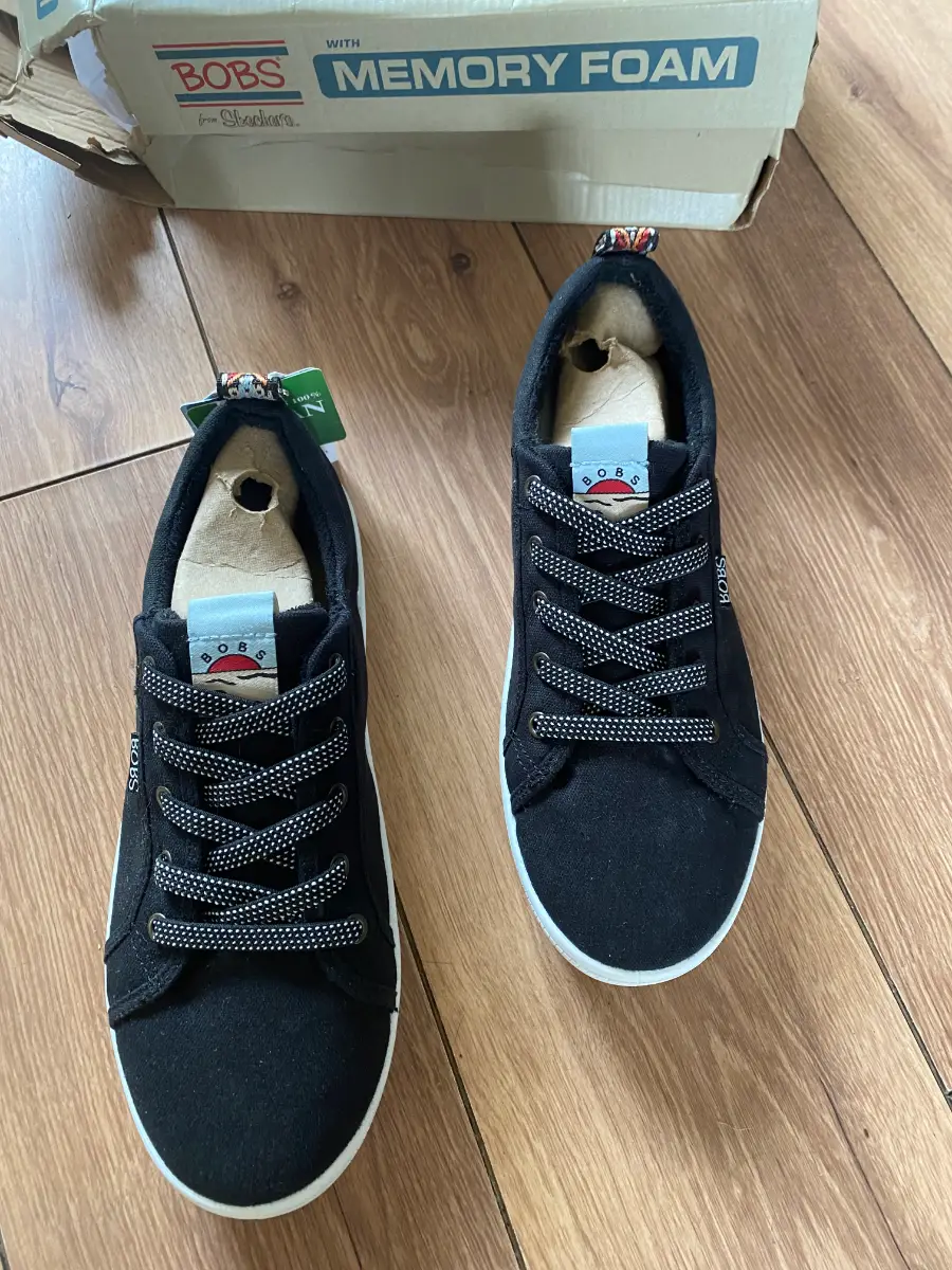Skechers Black Trainers Women's Size UK 5 EU 38 New with Tags