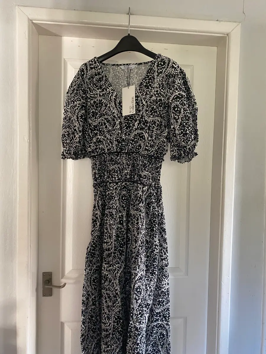 The Very Collection Cheesecloth V Neck Ruched Waist Midi Dress - Size UK 18 New with Tags