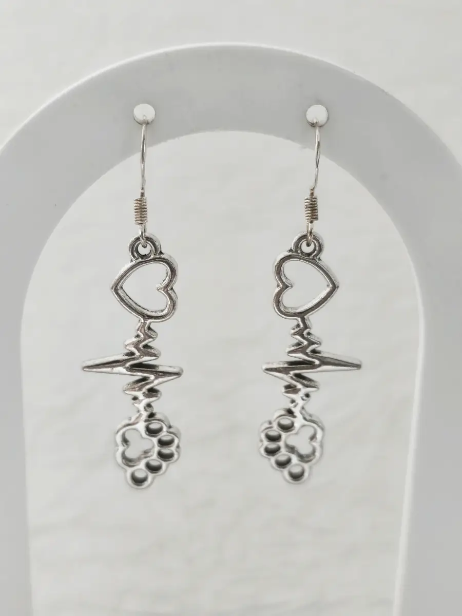 Silver 925 earhooks Heart & Paw drop earrings
