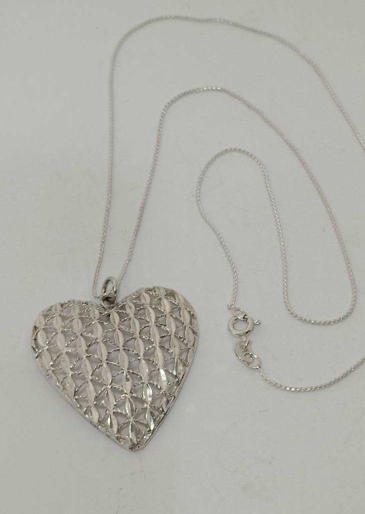 Silver hallmarked 925 Lattice Heart pendant necklace
