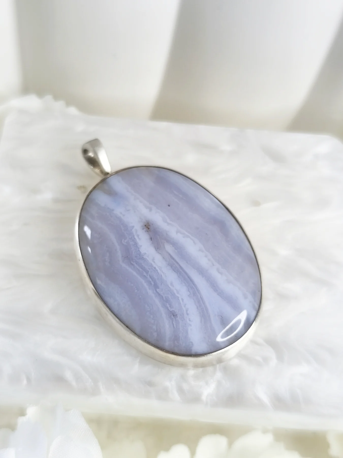 Vintage Malcolm Gray silver hallmarked mounted blue lace agate pendant