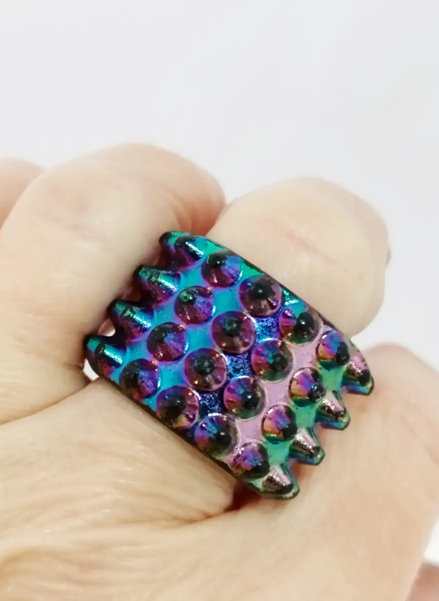 Iridescent spiked dragon ring size S