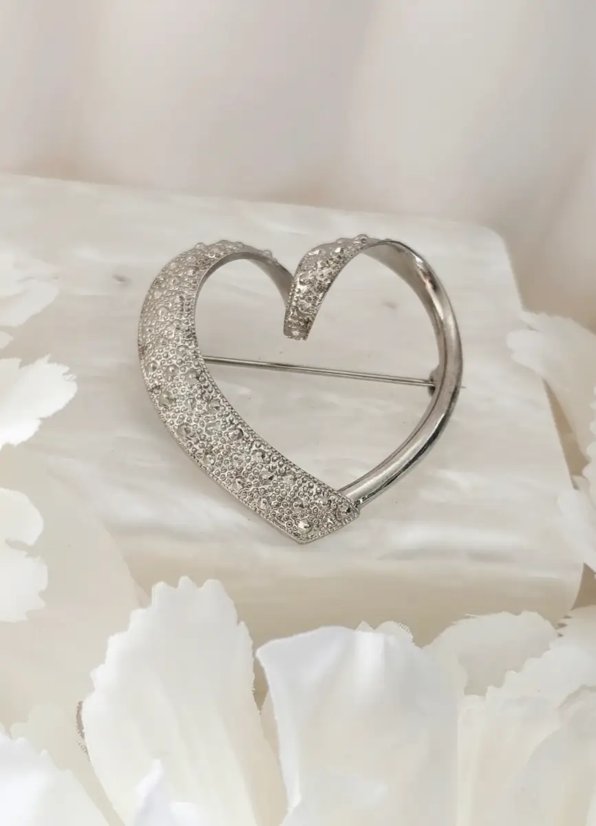Silver tone heart brooch