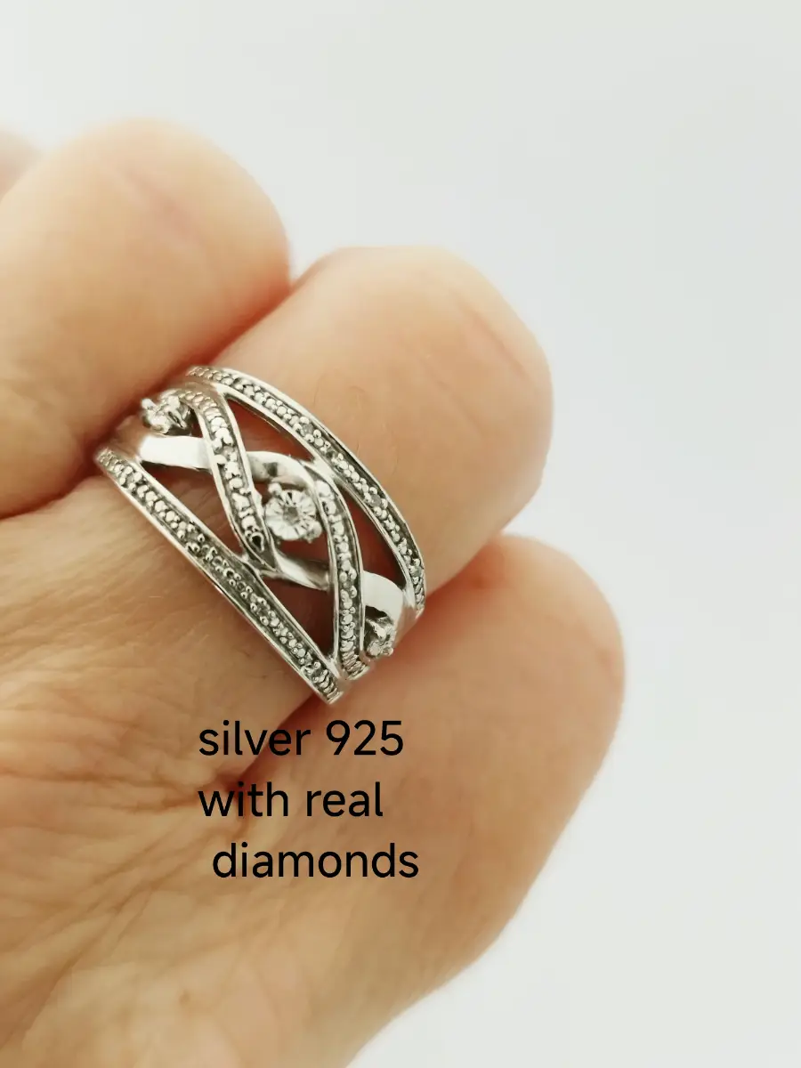 Vintage silver hallmarked 925 ring set with real diamonds size N