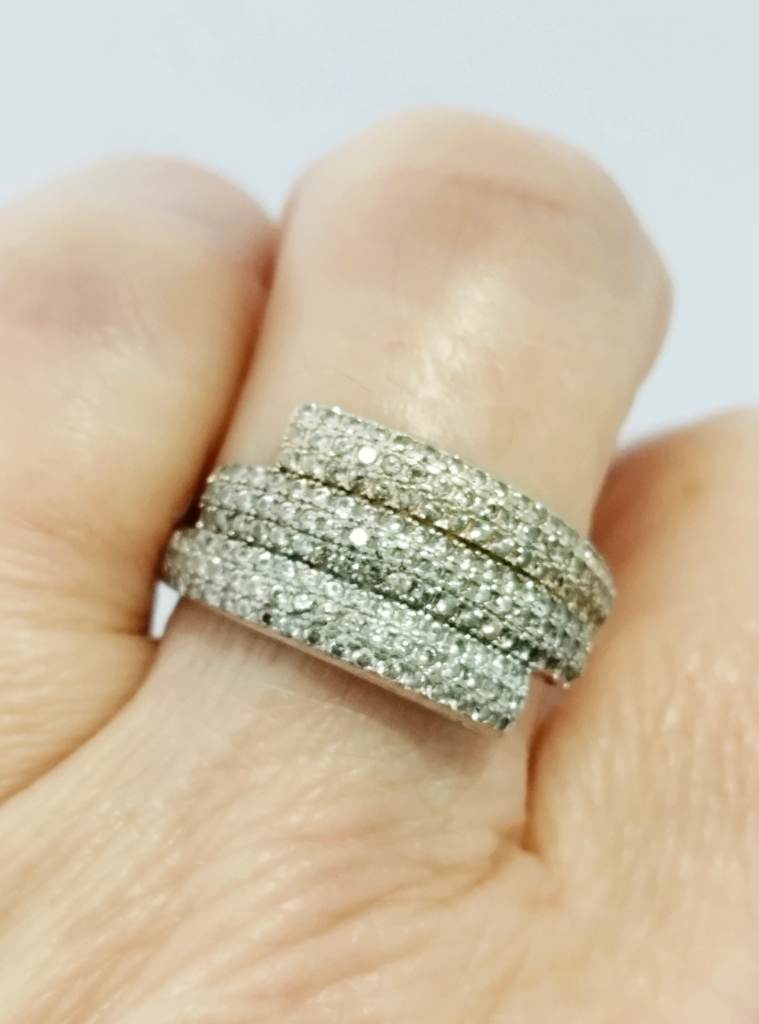 Silver hallmarked 925 gem set pave wraparound ring size O