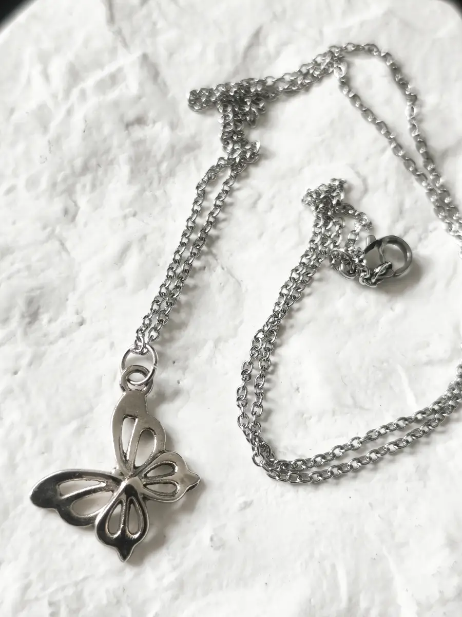 Butterfly pendant & chain