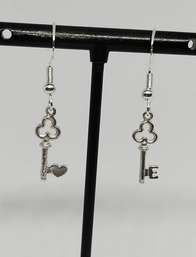 Silver Hallmarked 925 key dangle earrings