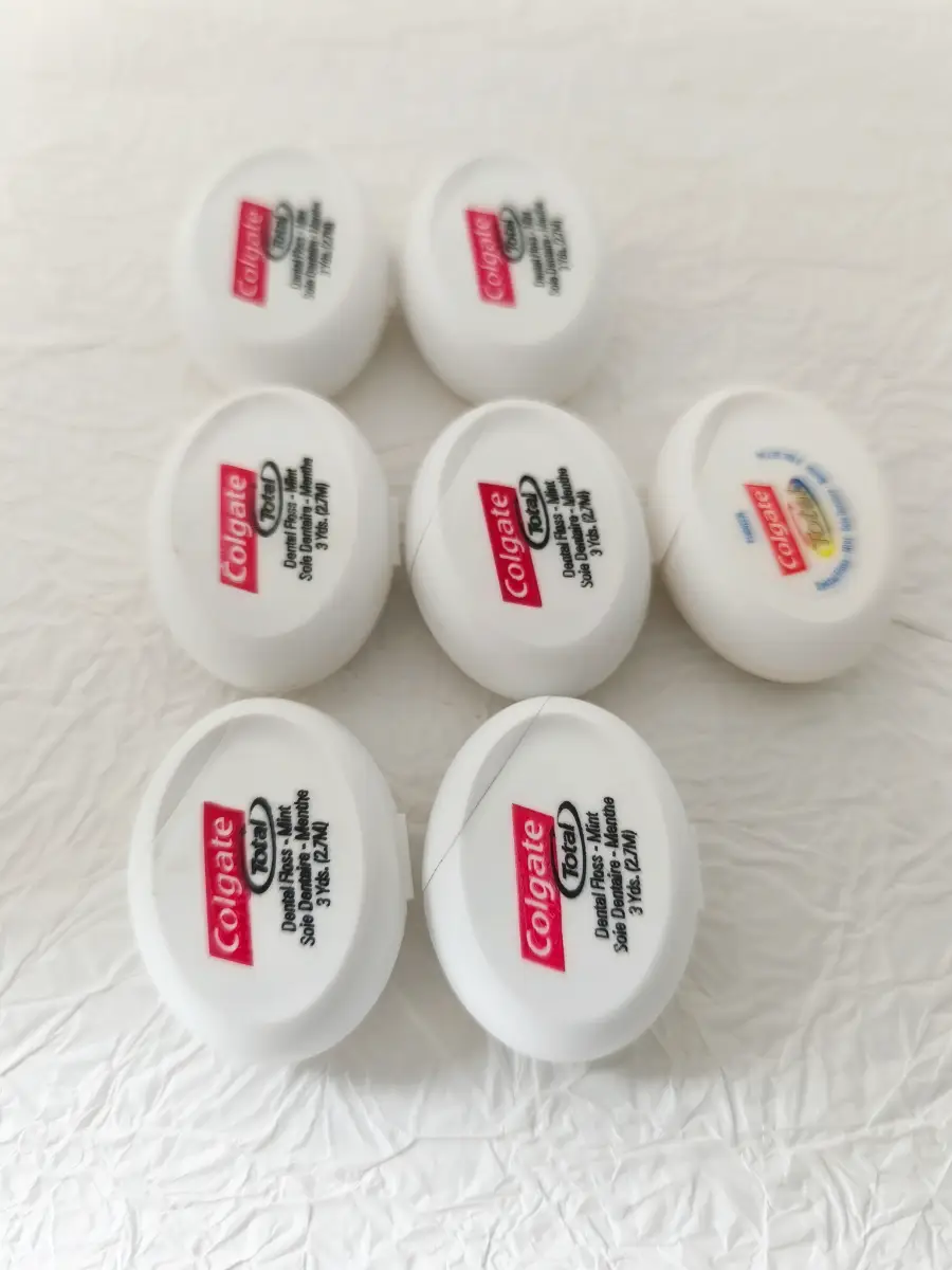 7 mini travel Colgate dental floss