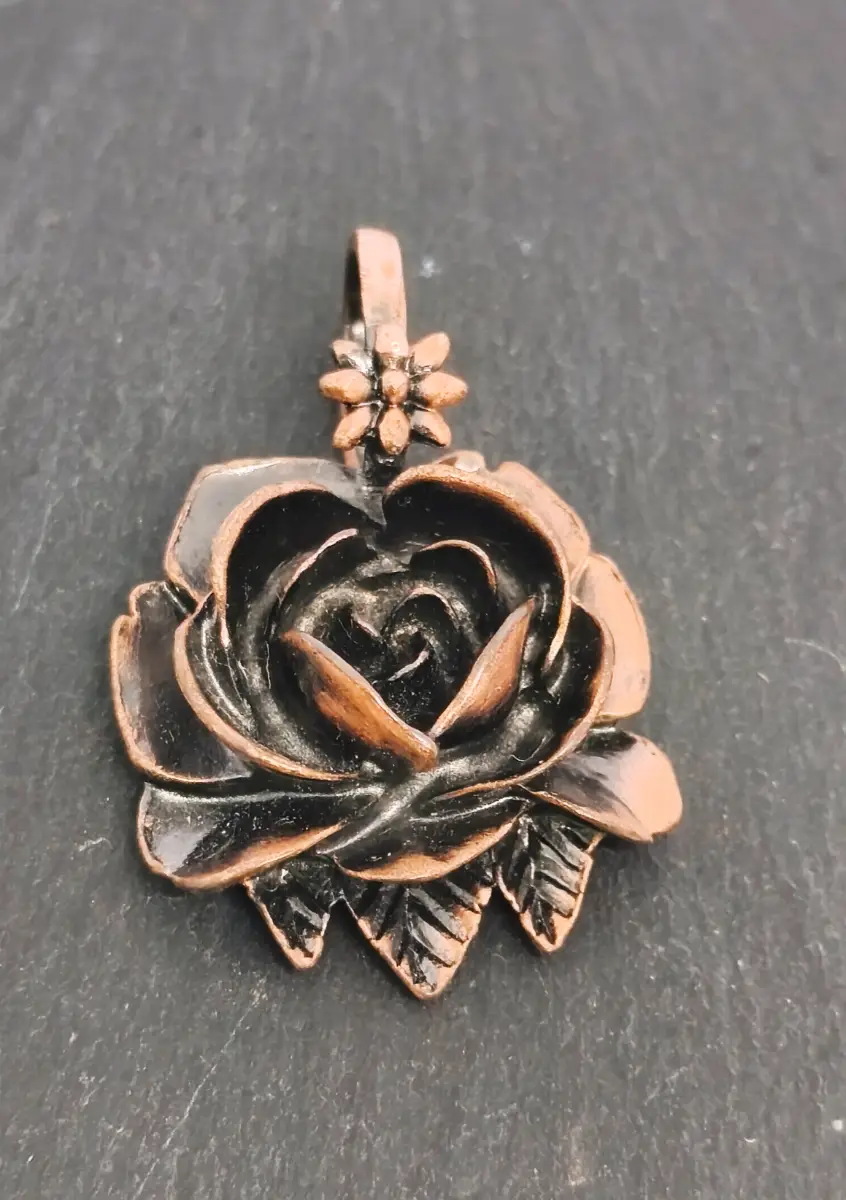 Liz Claiborne copper rose flower pendant