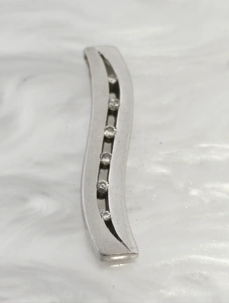 Silver Hallmarked 925 gem set wave bar pendant