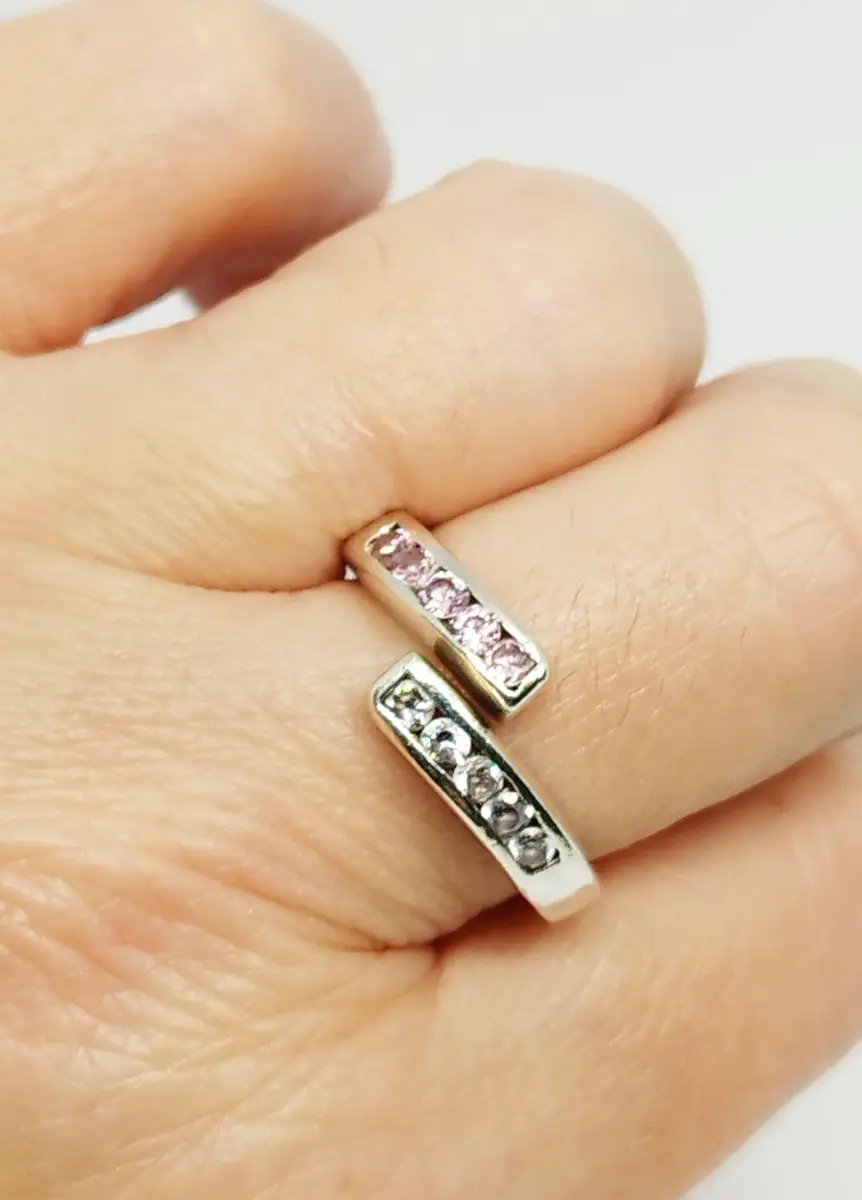 Silver 925 hallmarked ring with pink & clear gems size M1/2