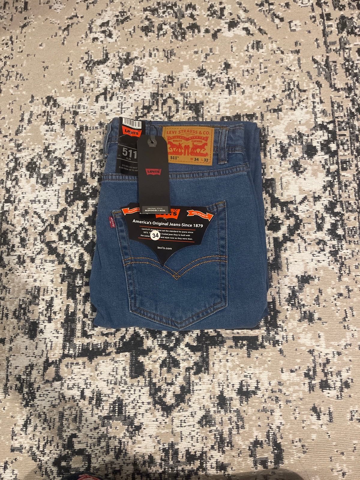 Levi's 511 Slim Fit Light Blue Jeans .W34 L32 - New with Tags