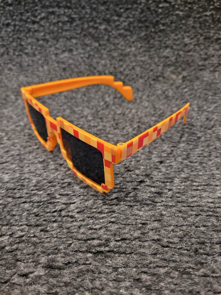NEW minecraft novelty sunglasses in Orange