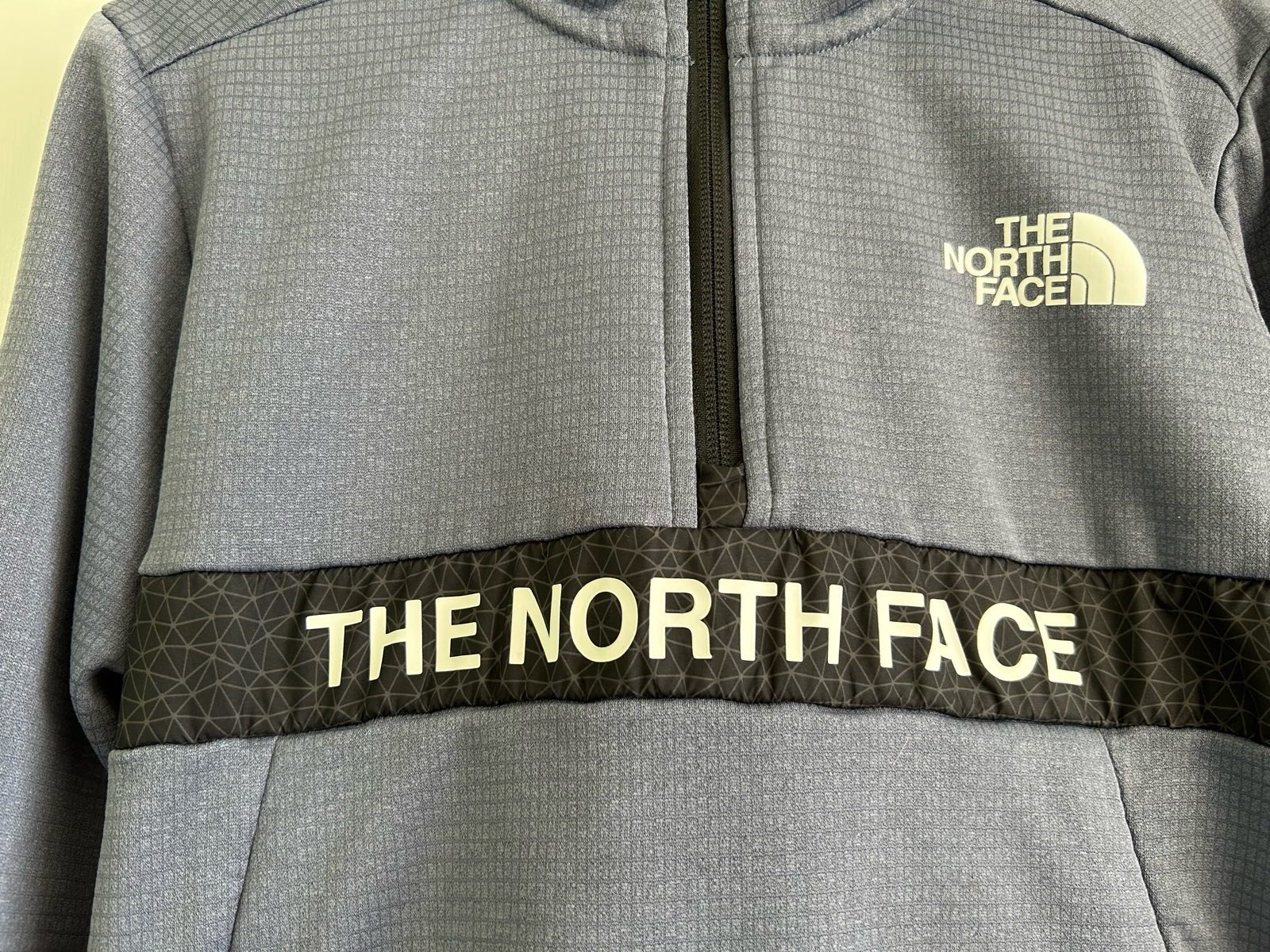 The North Face Boys 1/4 Zip Grid Fleece Mask Hoodie Grey Blue