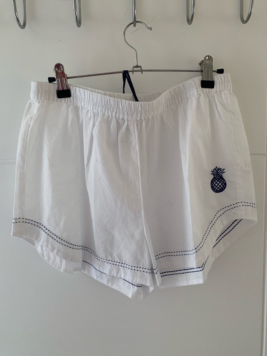 Figleaves white cotton summer holiday resort shorts embroidered uk8