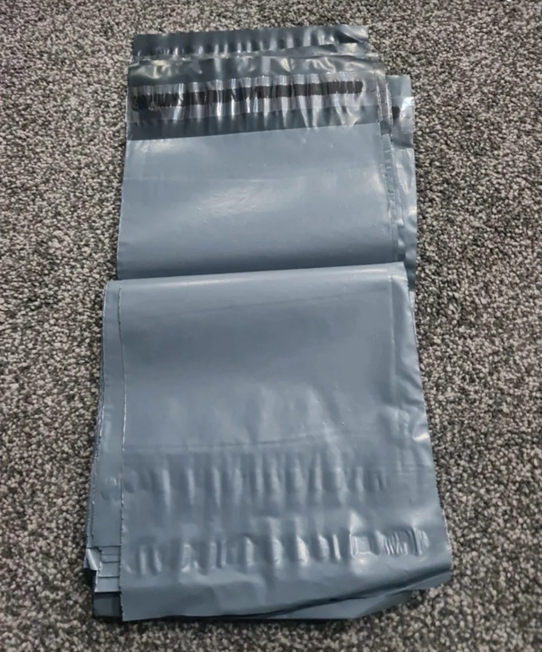 100 mailing bags size 4.5x7 inches