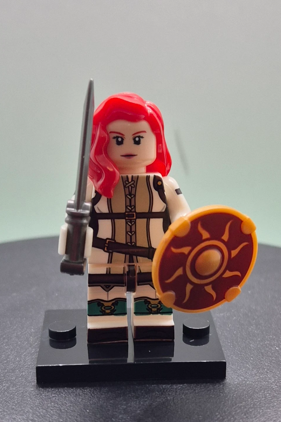 Custom Fantasy Book Film Minifigure LOTR Eowyn