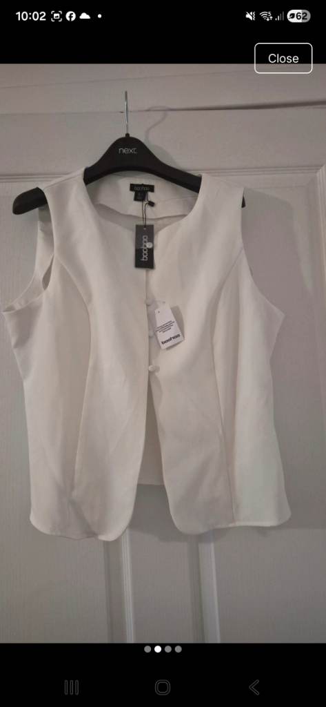 White boohoo waistcoat top