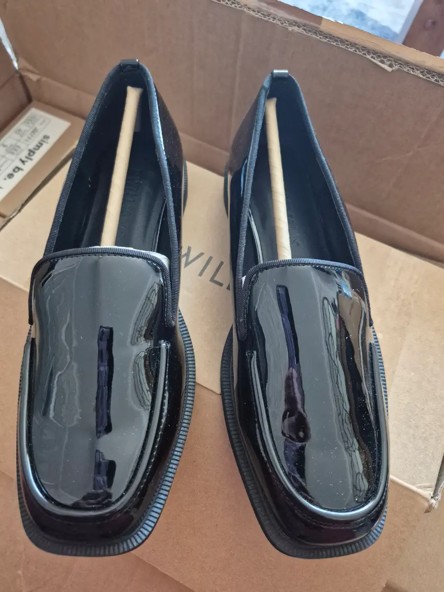 Uk size 4 patent loafers