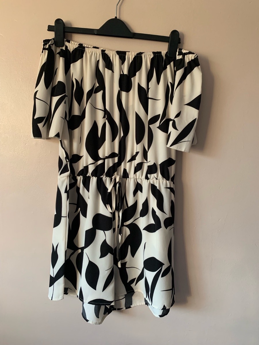 BNWOT Black/cream Leaf Print Off-Shoulder Playsuit XL (16/18) Summer Beach Holiday