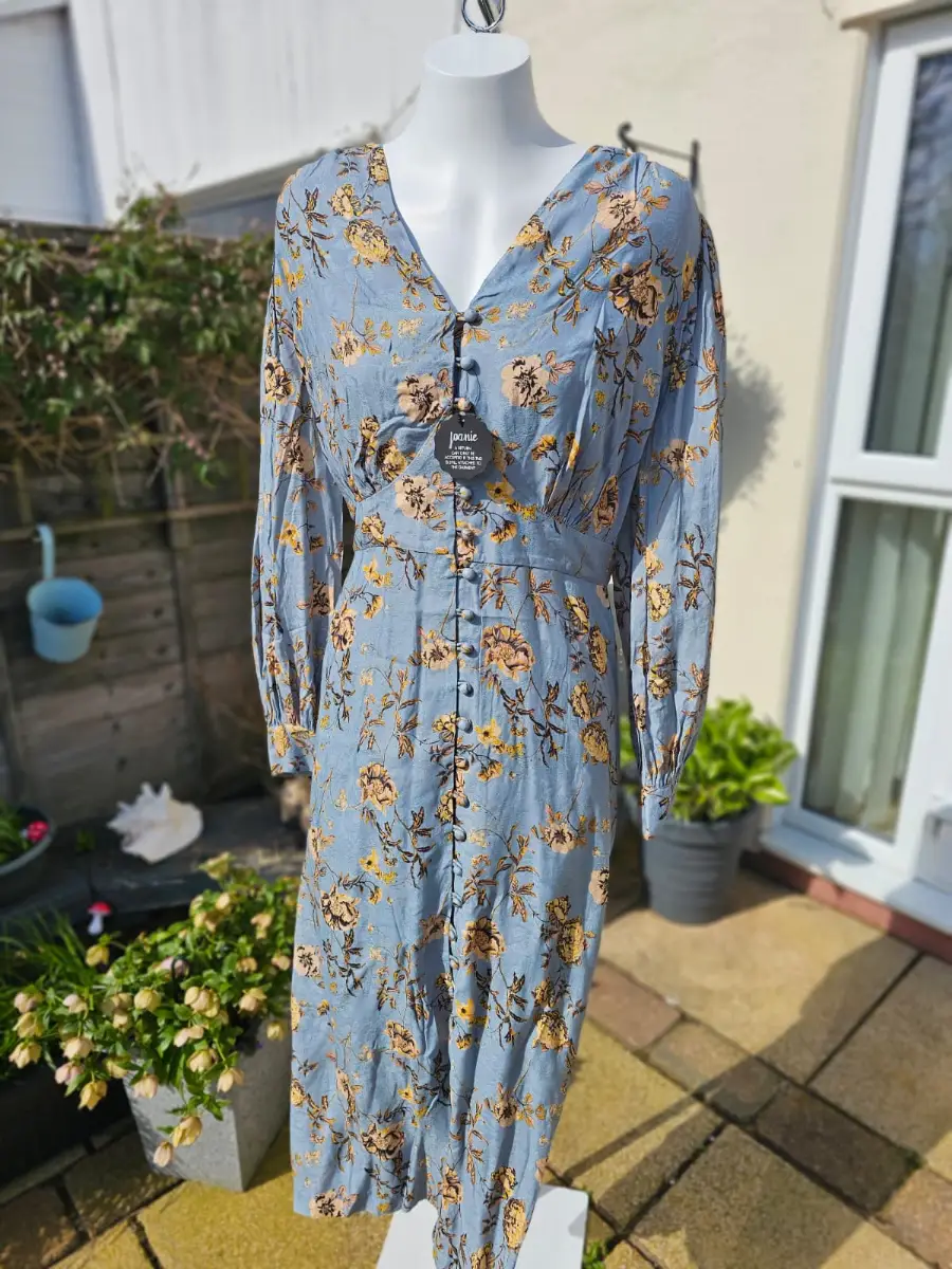 Christina Hendricks X Joanie Lily Of The Valley Flowers Print Midi Dress 18