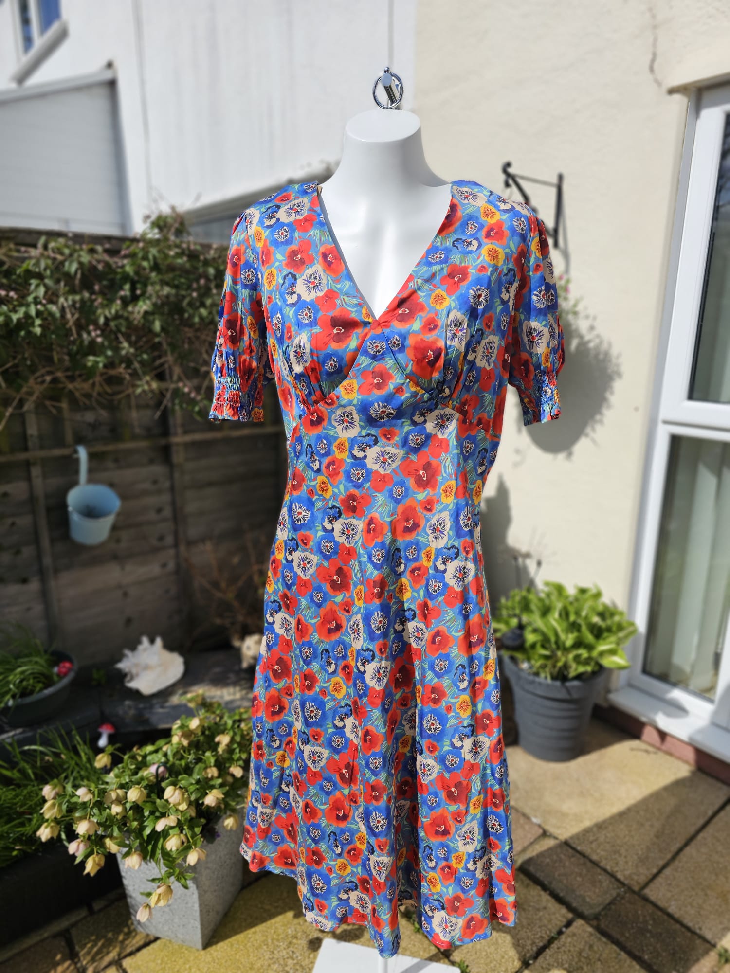 Joanie Size 14 Womens' Colleen Pansy Floral Print Midi Spring Races Dress