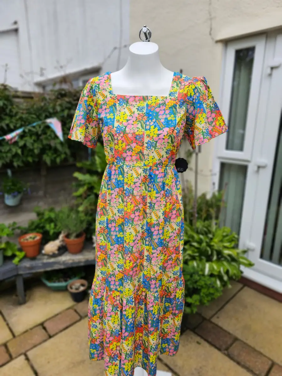 Zeena X Joanie - Georgia Painterly Floral Print Square Neck Spring Dress - UK 12