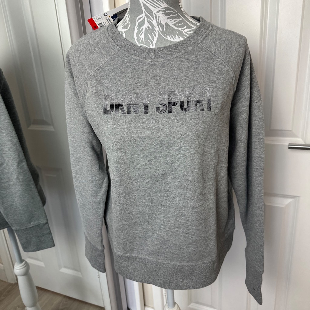 Dkny M size women’s sweatshirt