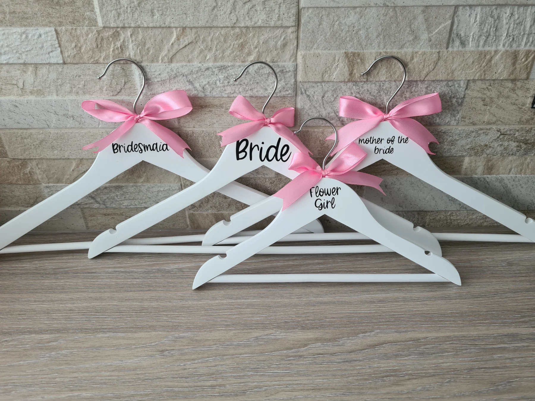 Personalised wedding hangers set x4