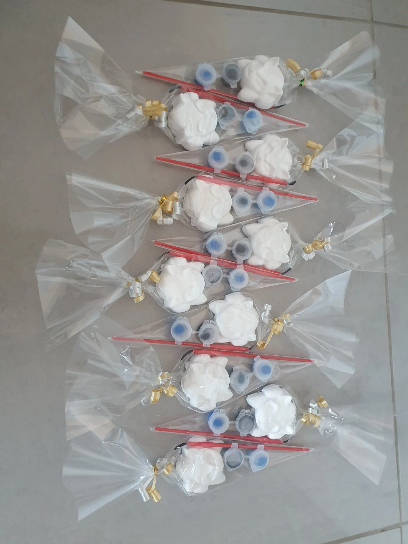 X10 Sonic paint your own party bag fillers