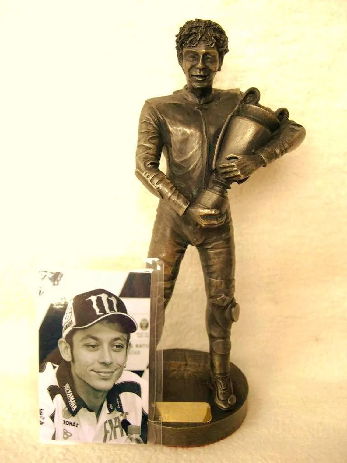 Valentino Rossi MotoGP Figurine Statue Limited Edition By Legends Forever Perfect