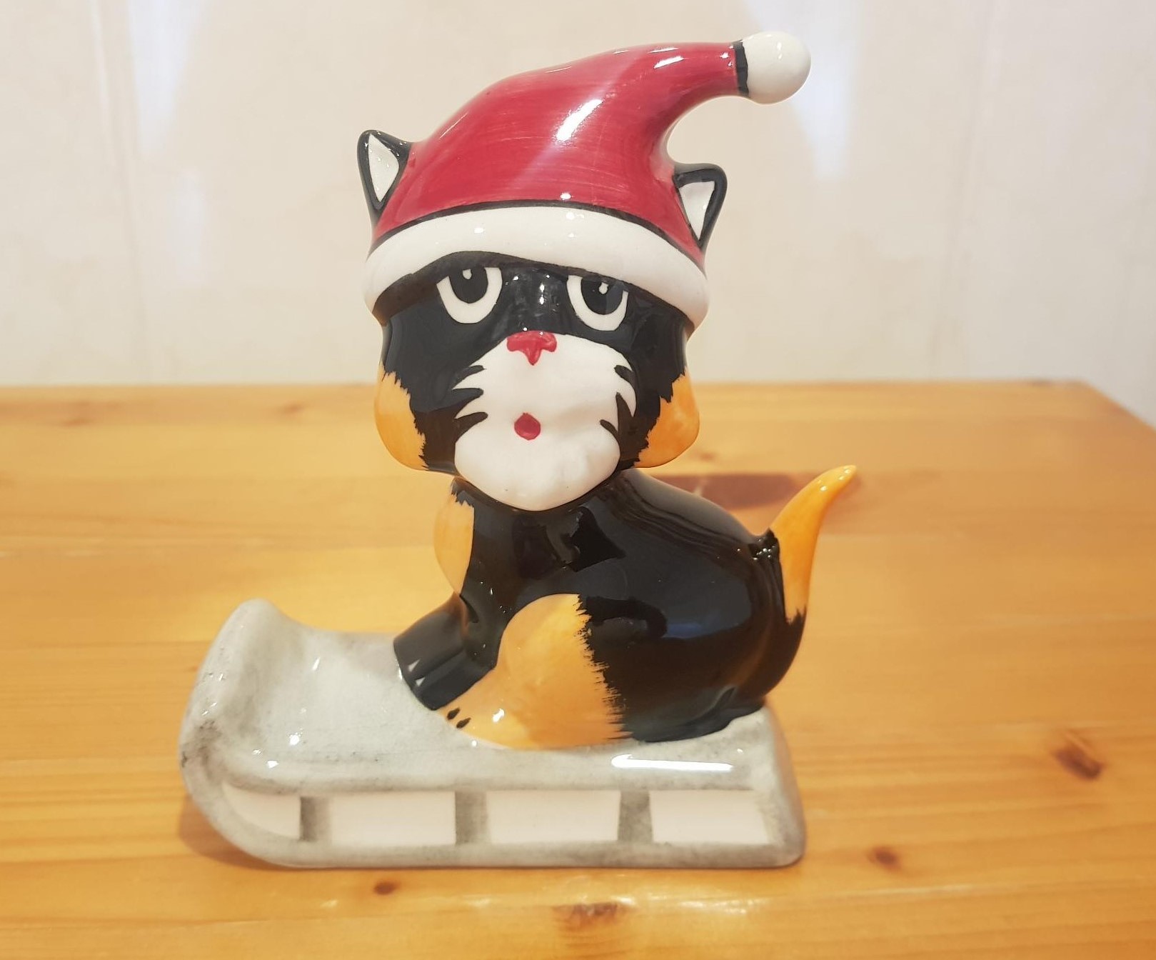 Lorna Bailey Christmas Cat Santa Ornament Signed Underneath Pertfect Condition Very Collectable