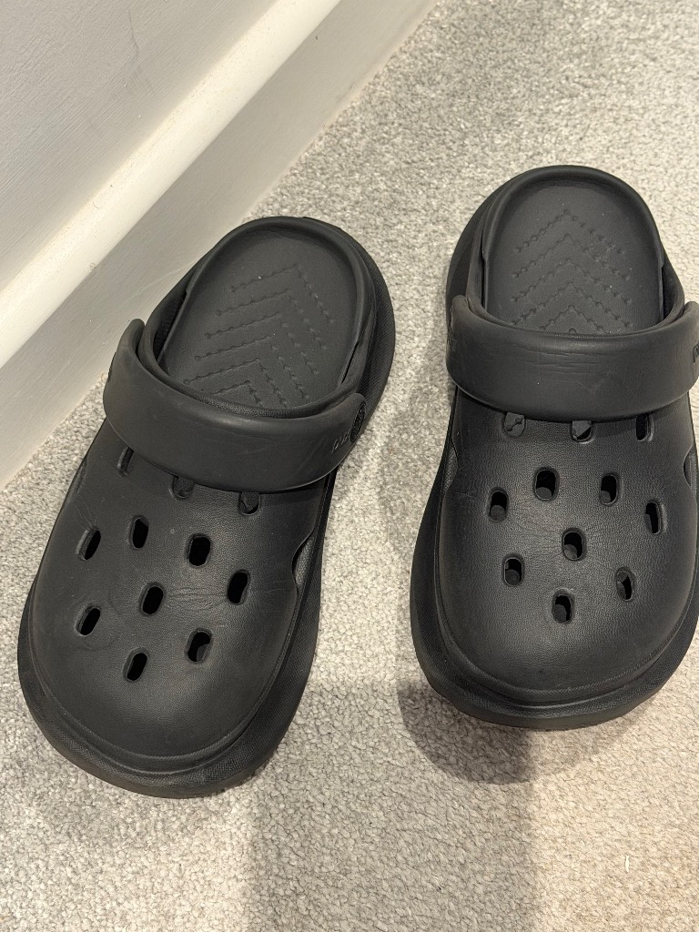 Puxi platform black clogs
