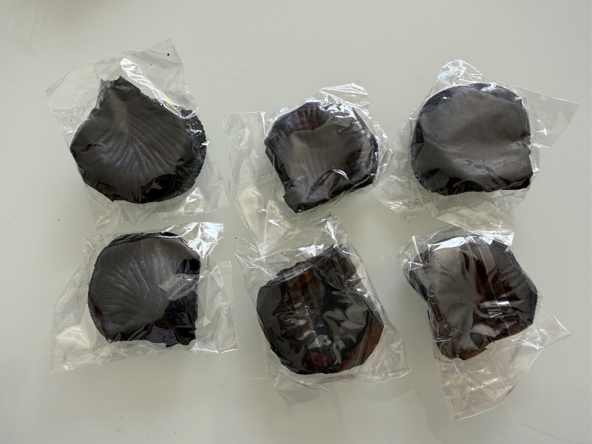 Black  rose petals for crafts