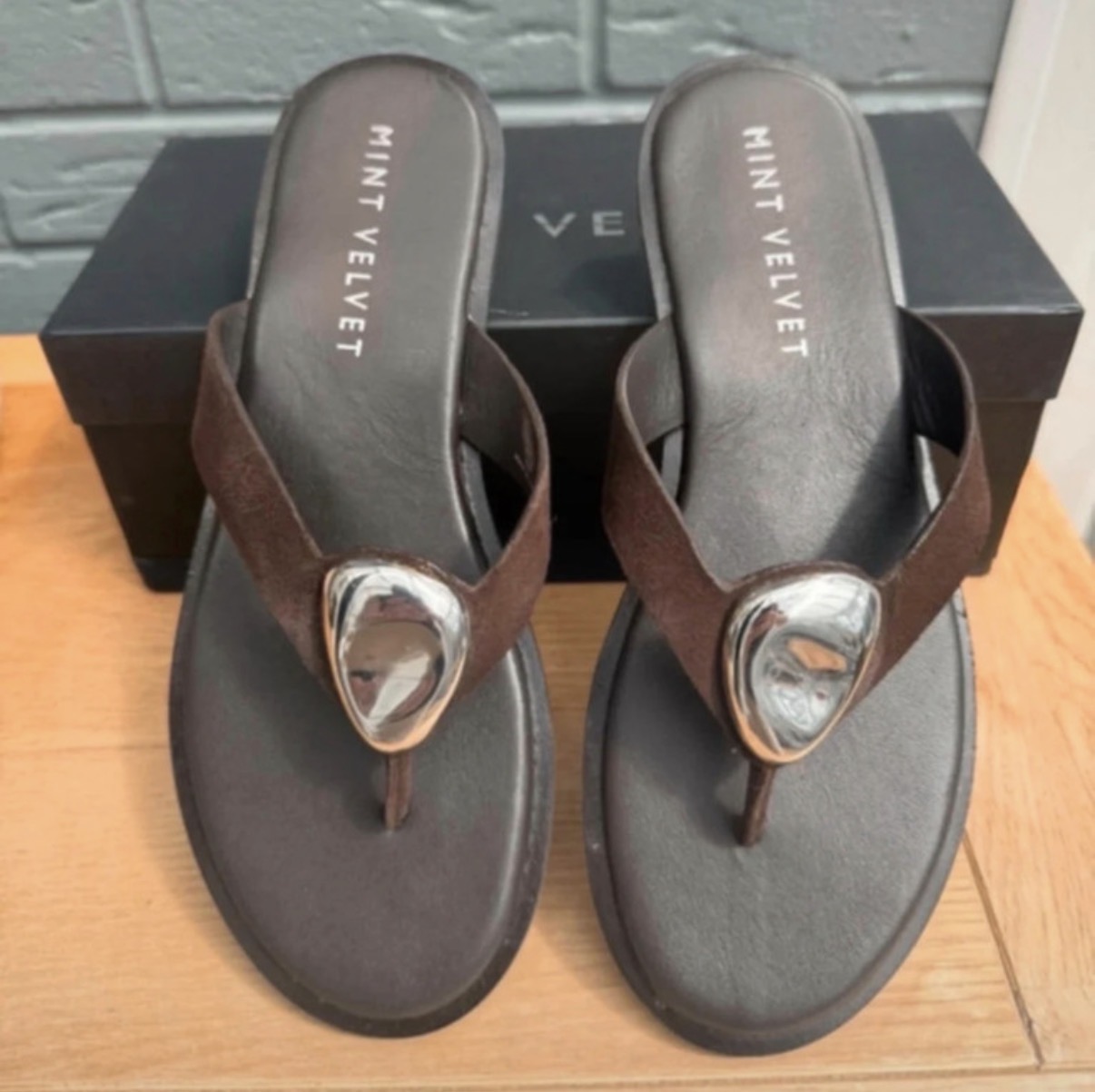 Mint Velvet Nova Brown Leather Sandals Size 7 (40) New