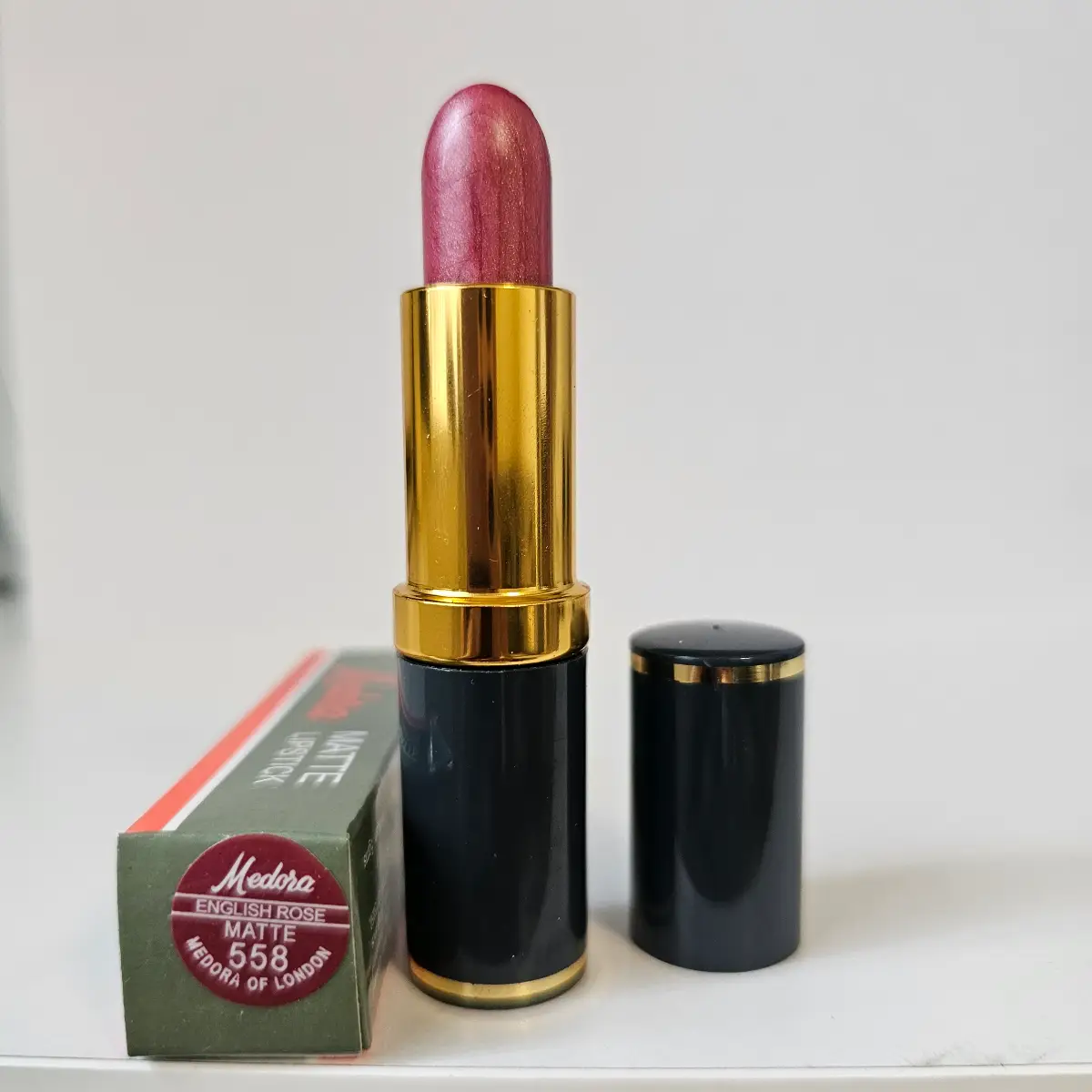 Medora Matte Lipstick shade 558
