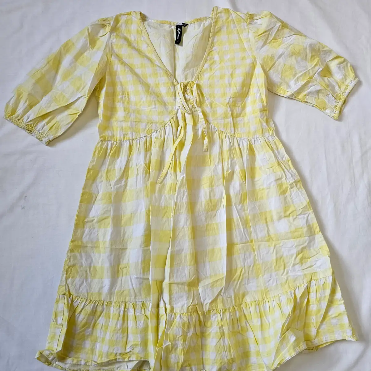 Beautiful Yellow and white gingham check Size Uk 8