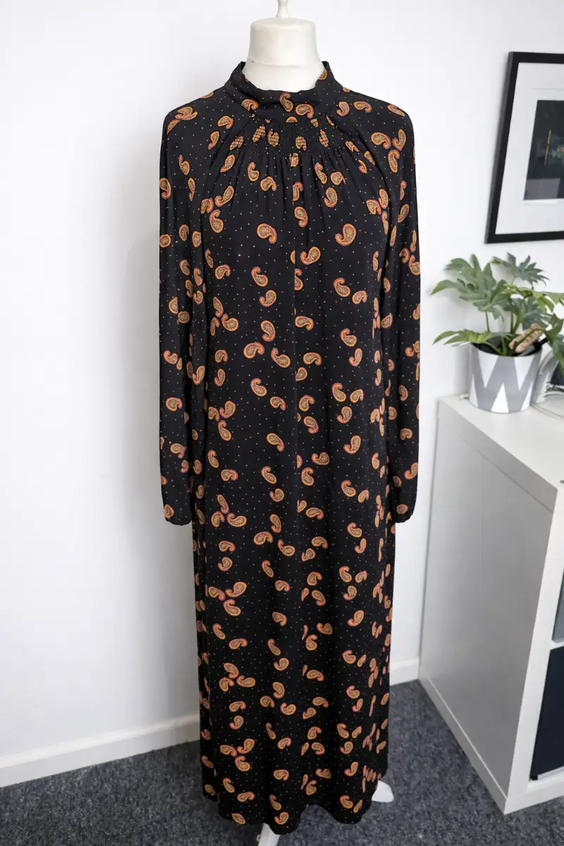 Oliver Bonas Summer Dress Size 14 Black Boho Smocked Floaty Paisley
