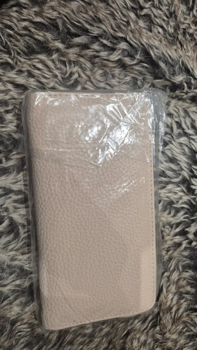 Beige large ladies purse