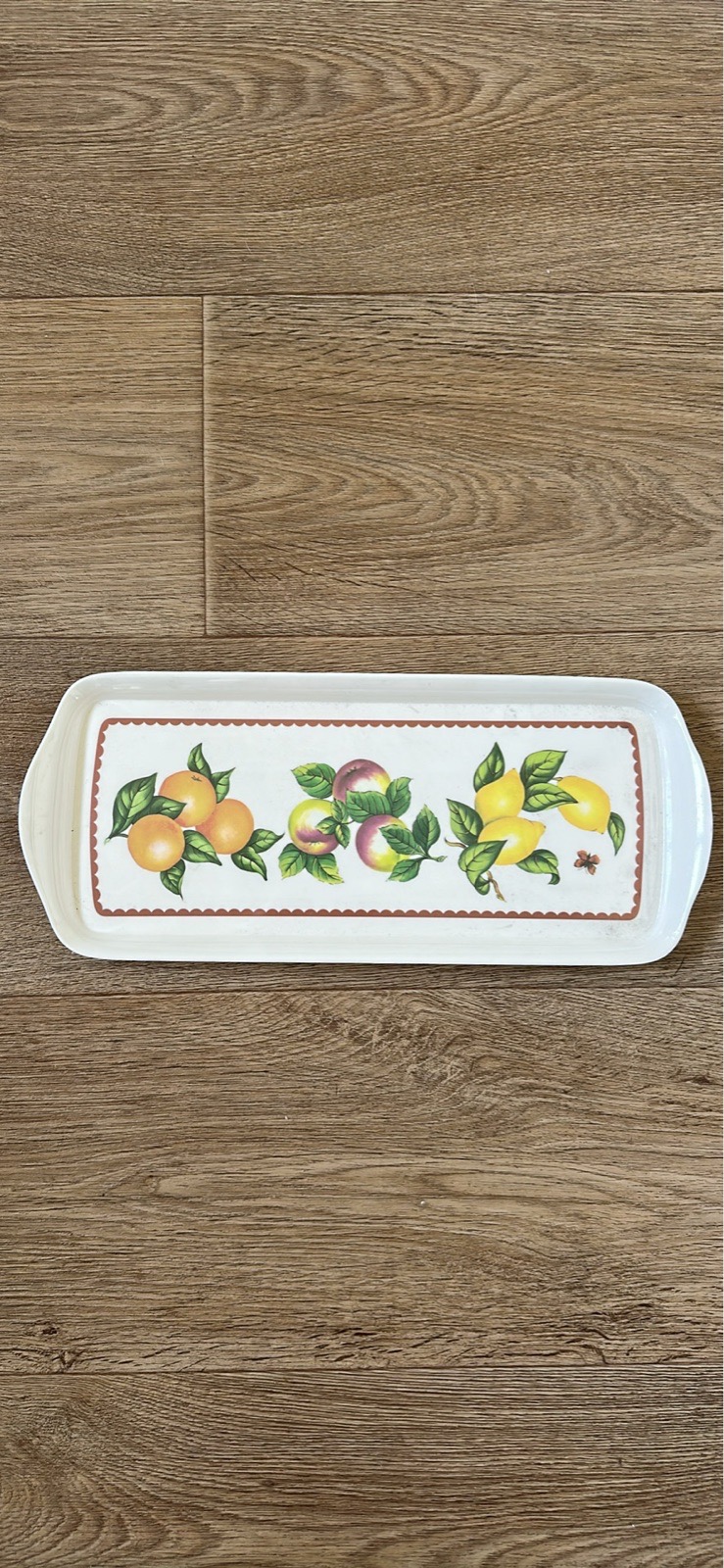 Vintage style lemon printed tray