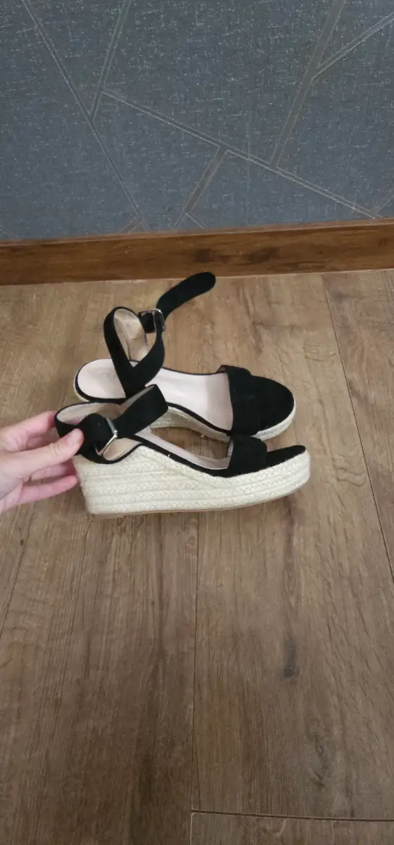 Women suede black summer heels sandals size 6