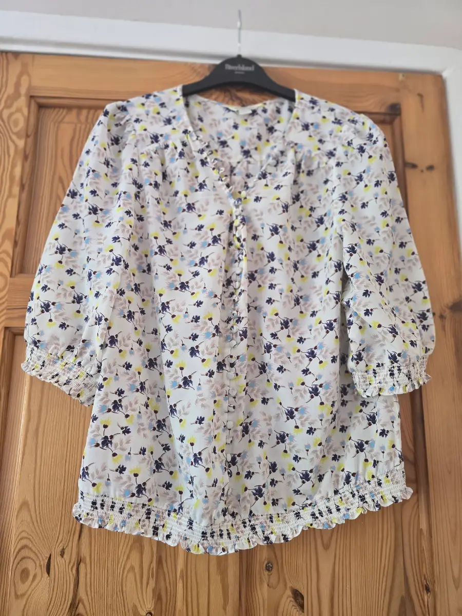 Monsoon Ditsy Floral Blouse | Size UK 16 / EUR 44
