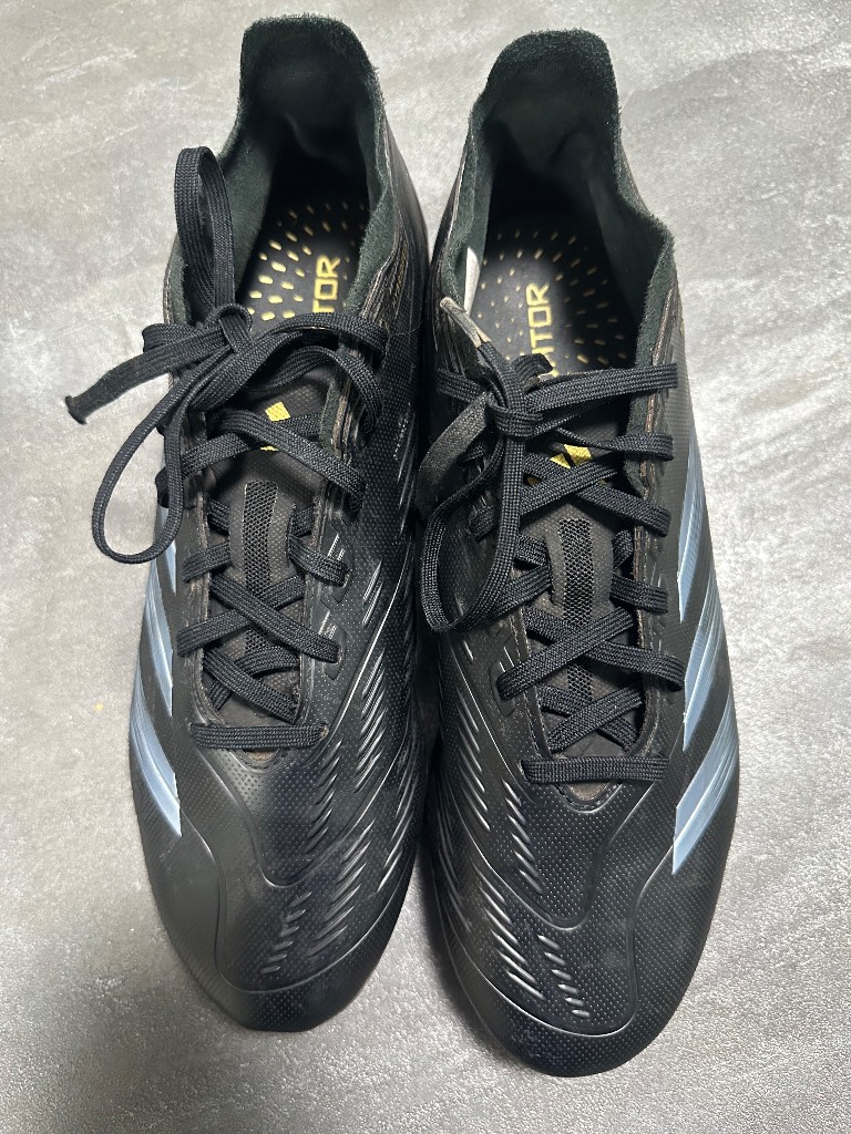 Adidas predator football boots size 8.5 men