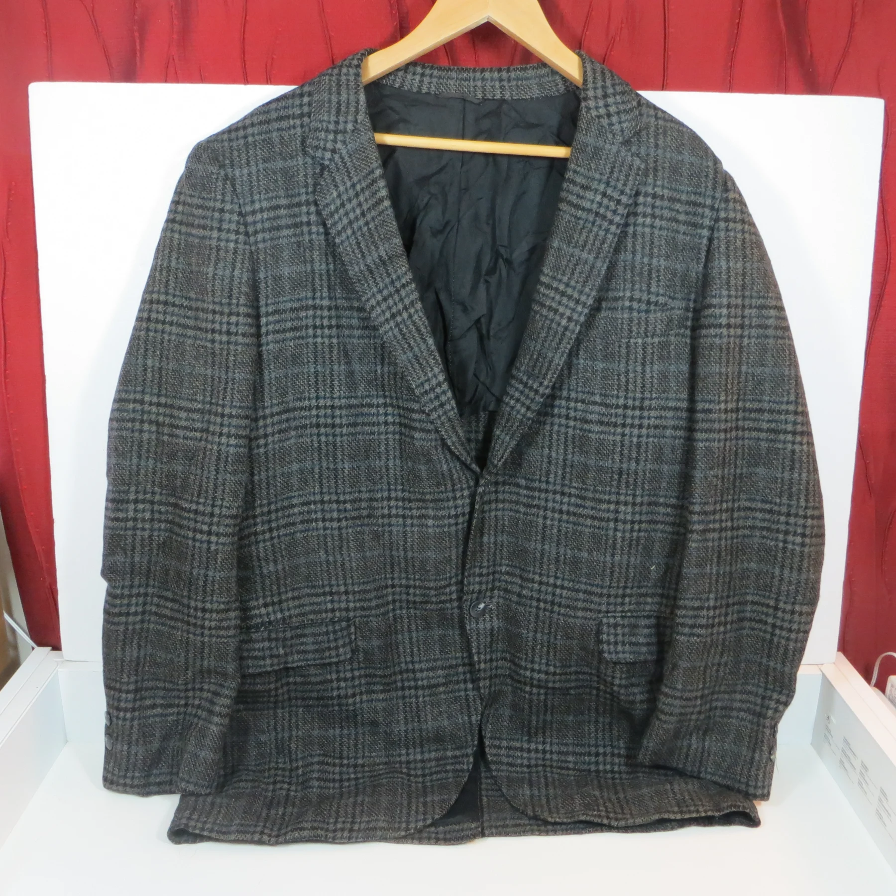 Vintage Golden Emblem Mens Wool Blazer 42R Grey Check Plaid Jacket USA Made