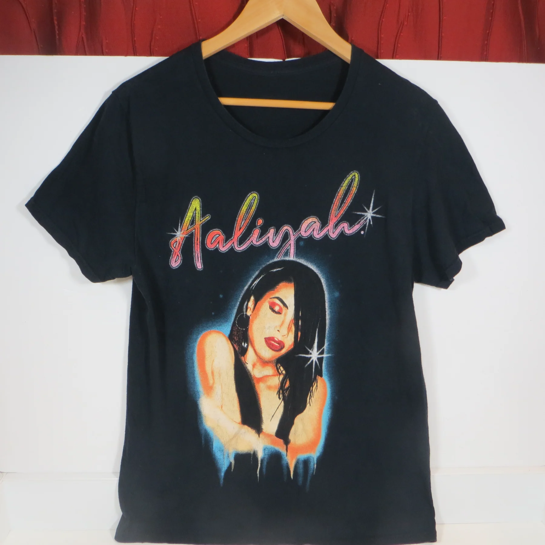 Aaliyah Portrait Graphic T Shirt Black Vintage 90's Style RnB Singer Music