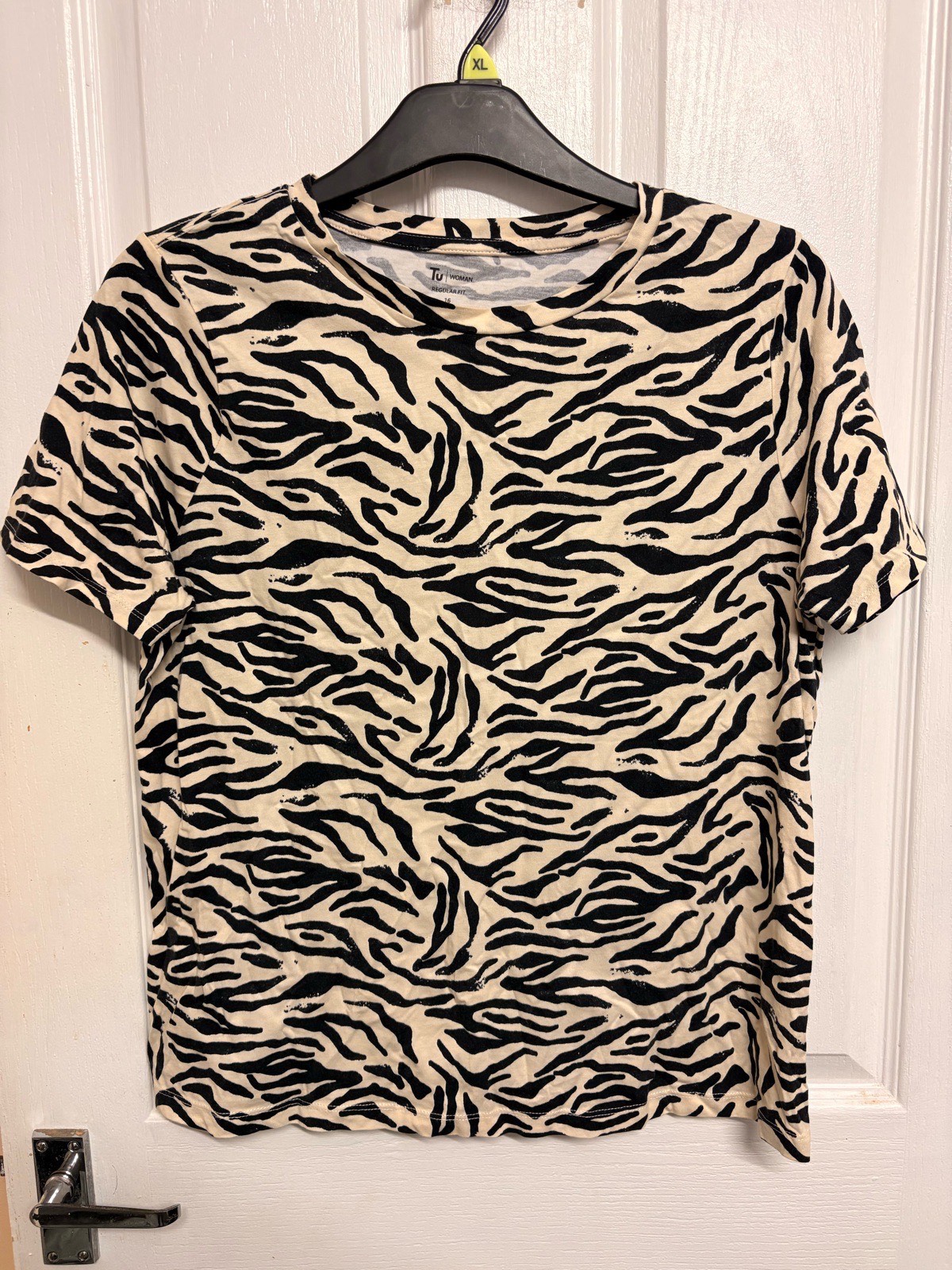 Women’s Zebra Print T-Shirt UK 16