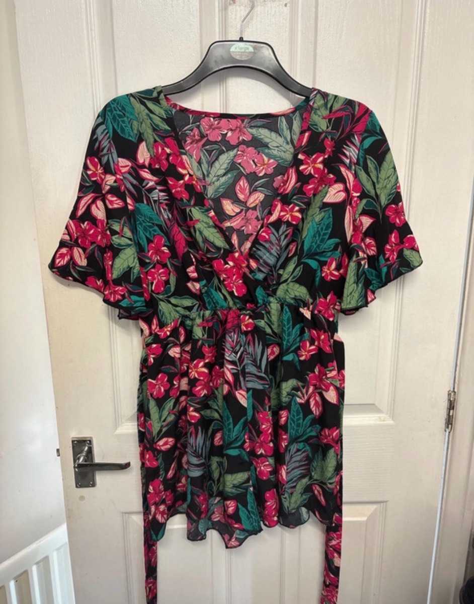 SHEIN Floral Playsuit Size L