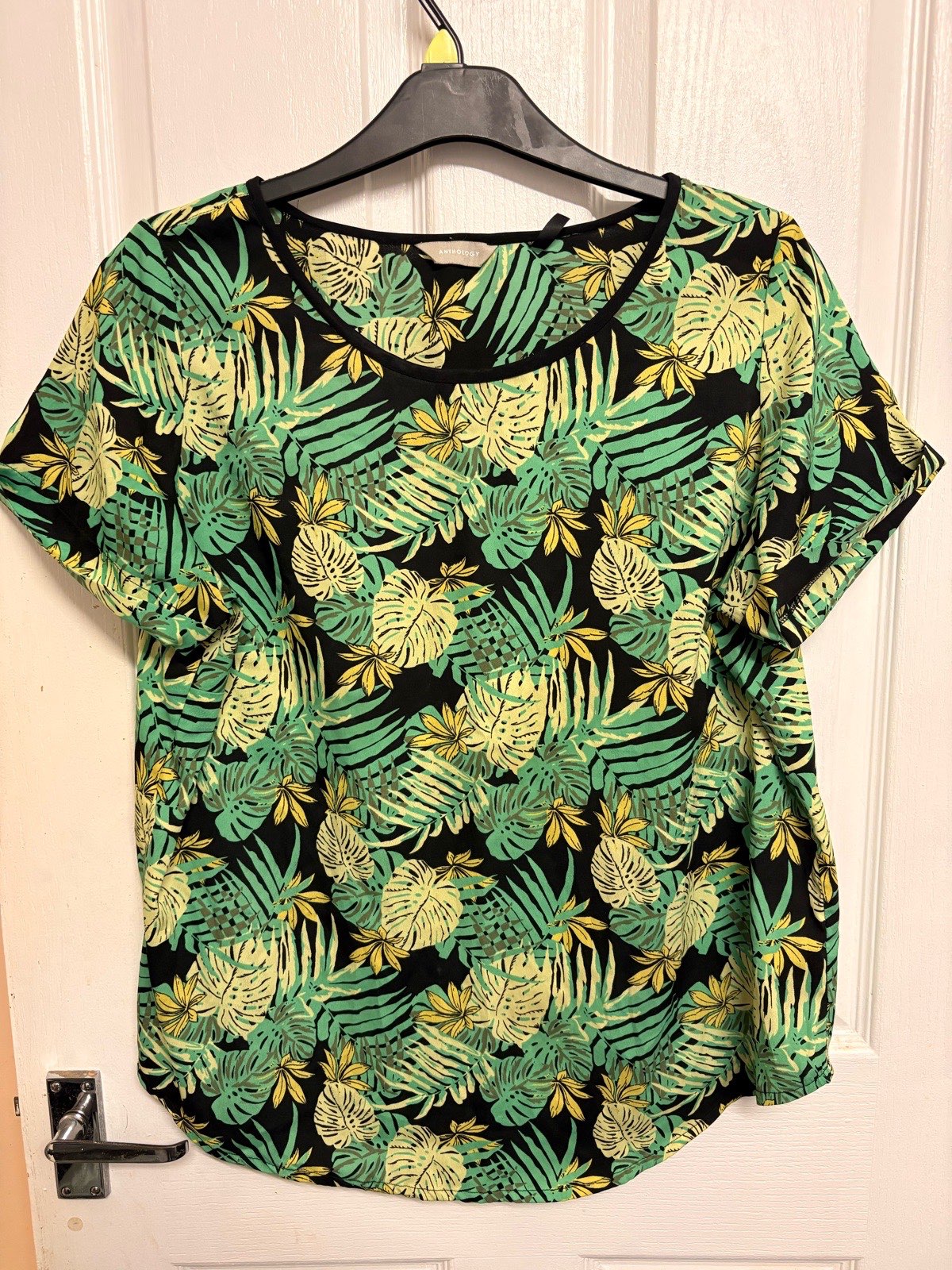Women’s Tropical Print T-Shirt UK 18