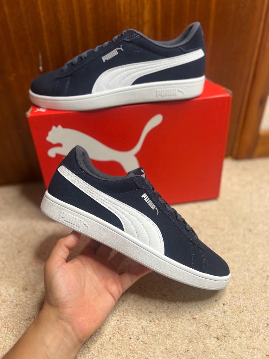 Puma men’s trainers  size 8 summer blue navy white suede